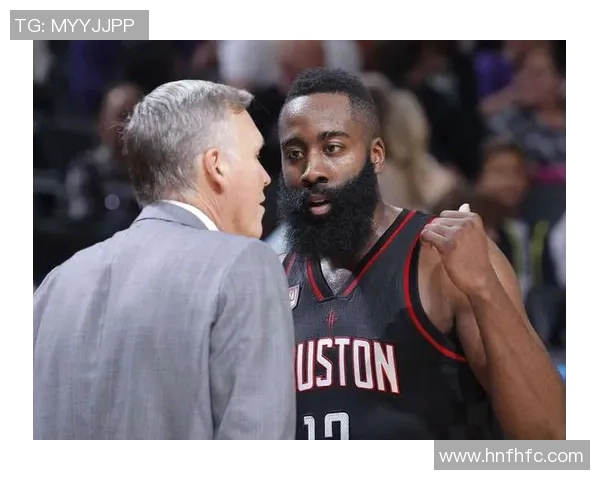 火箭与马刺激战升级哈登与对手场上冲突引发热议